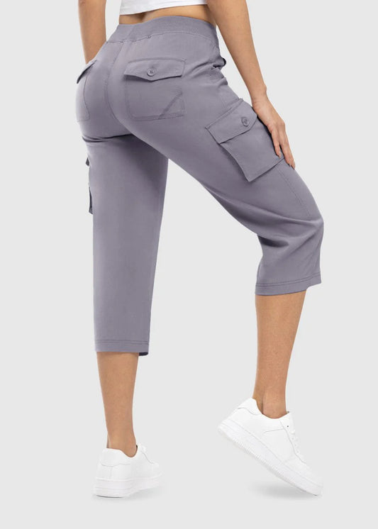Women’s Lightweight Cargo Capri Pants