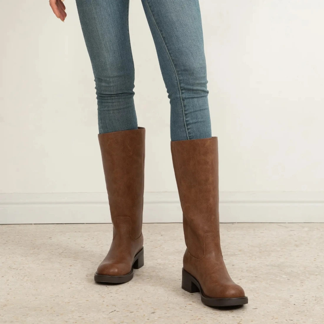 Women's Knee-High Block Heel Boots
