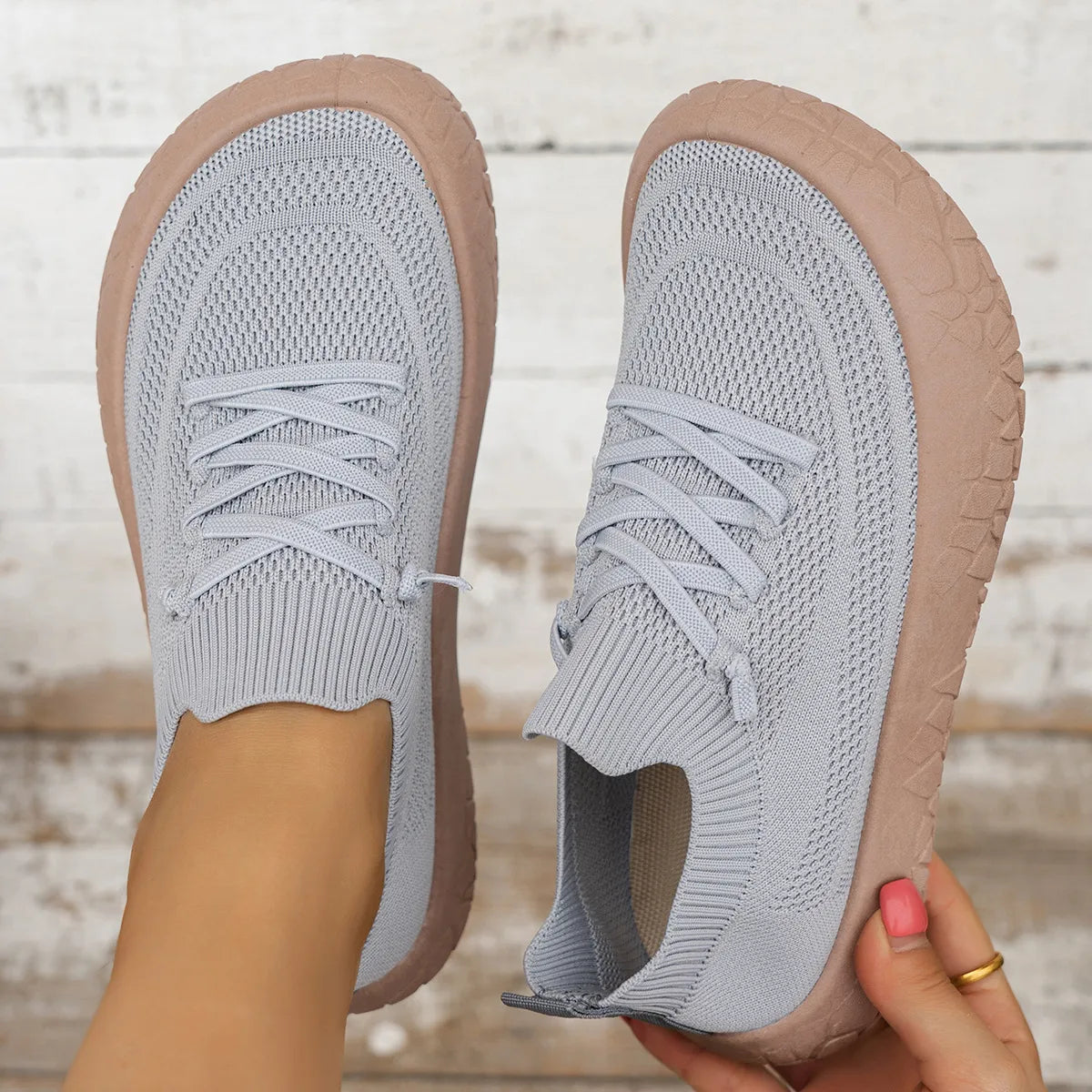Women's Casual Lace-Up Sneakers