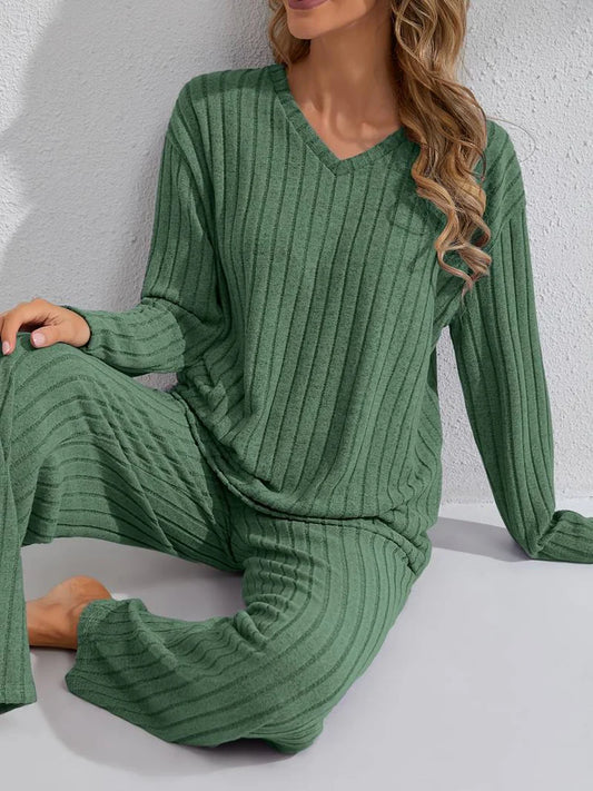 Women’s Ribbed Relaxed-Fit Long Sleeve Lounge Set