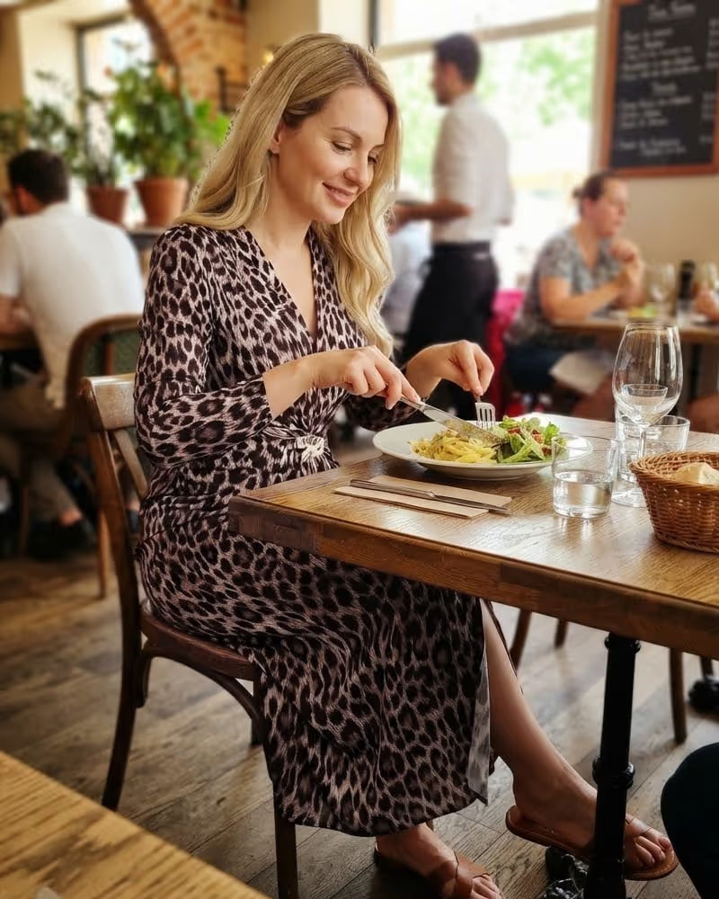 Women's Leopard Print V-Neck Dress