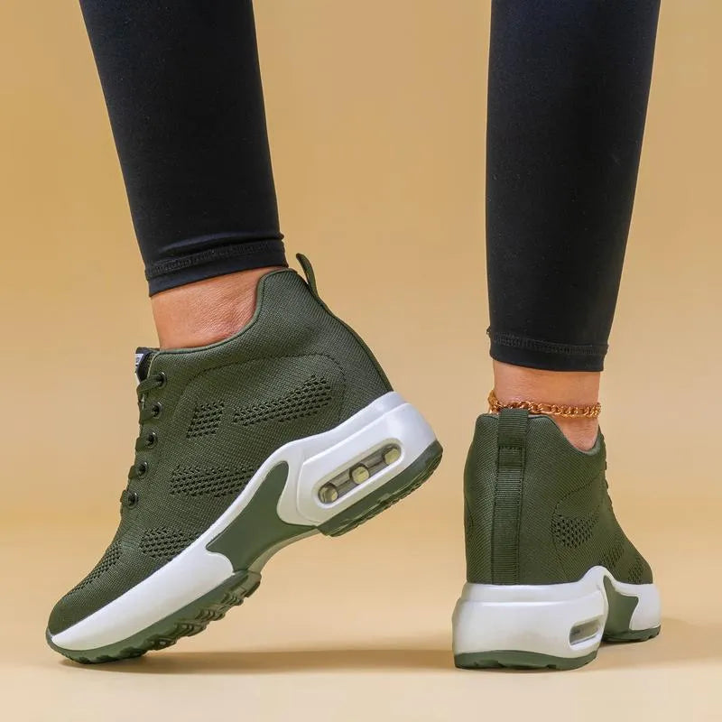 Women’s Fleece-Lined Comfort Sneakers