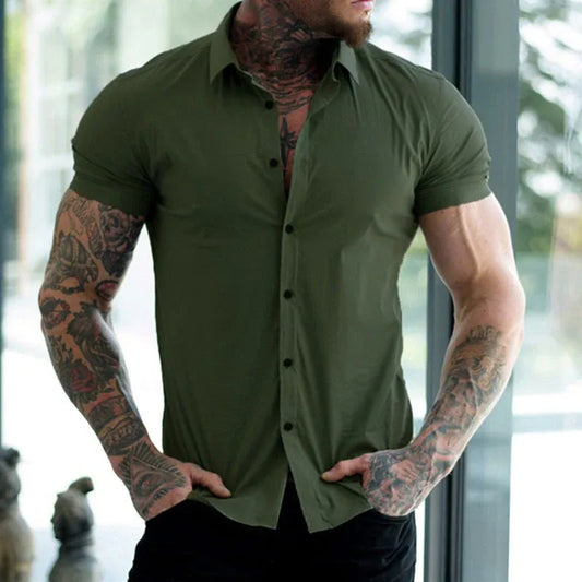 Men’s Short Sleeve Wrinkle-Resistant Button-Up Shirt