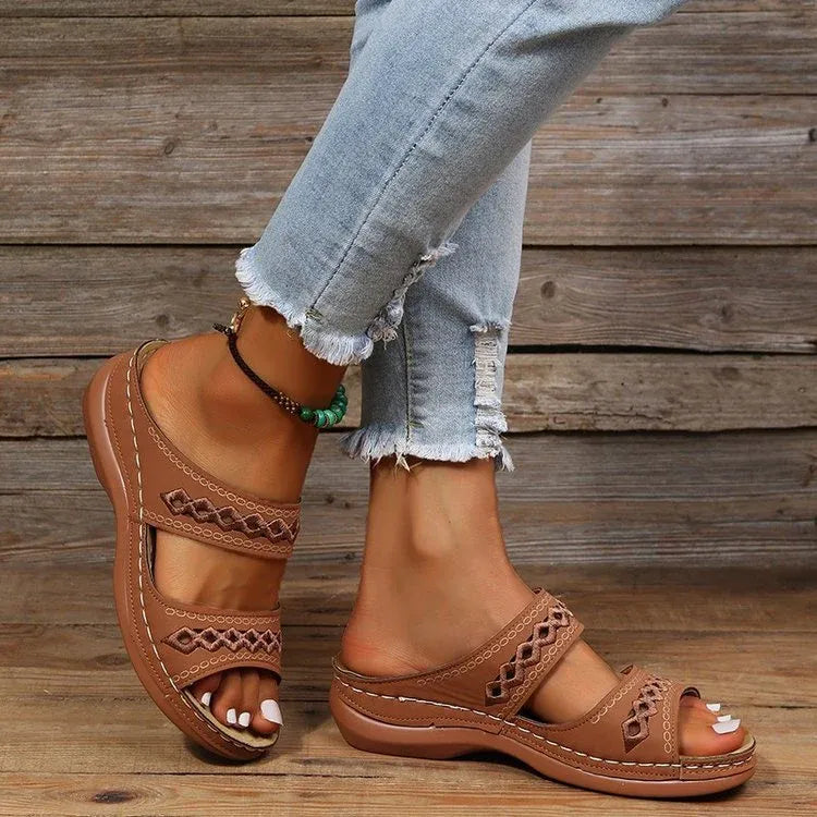 Women’s Cutout Comfort Slide Sandals