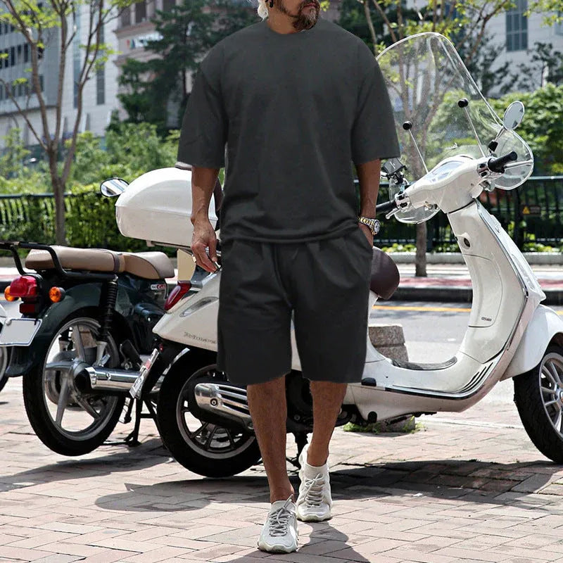 Men’s Oversized Short-Sleeve T-Shirt and Shorts Set
