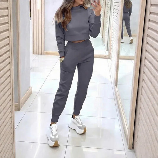 Women’s Slim Fit Cropped Sweatshirt and Jogger Set