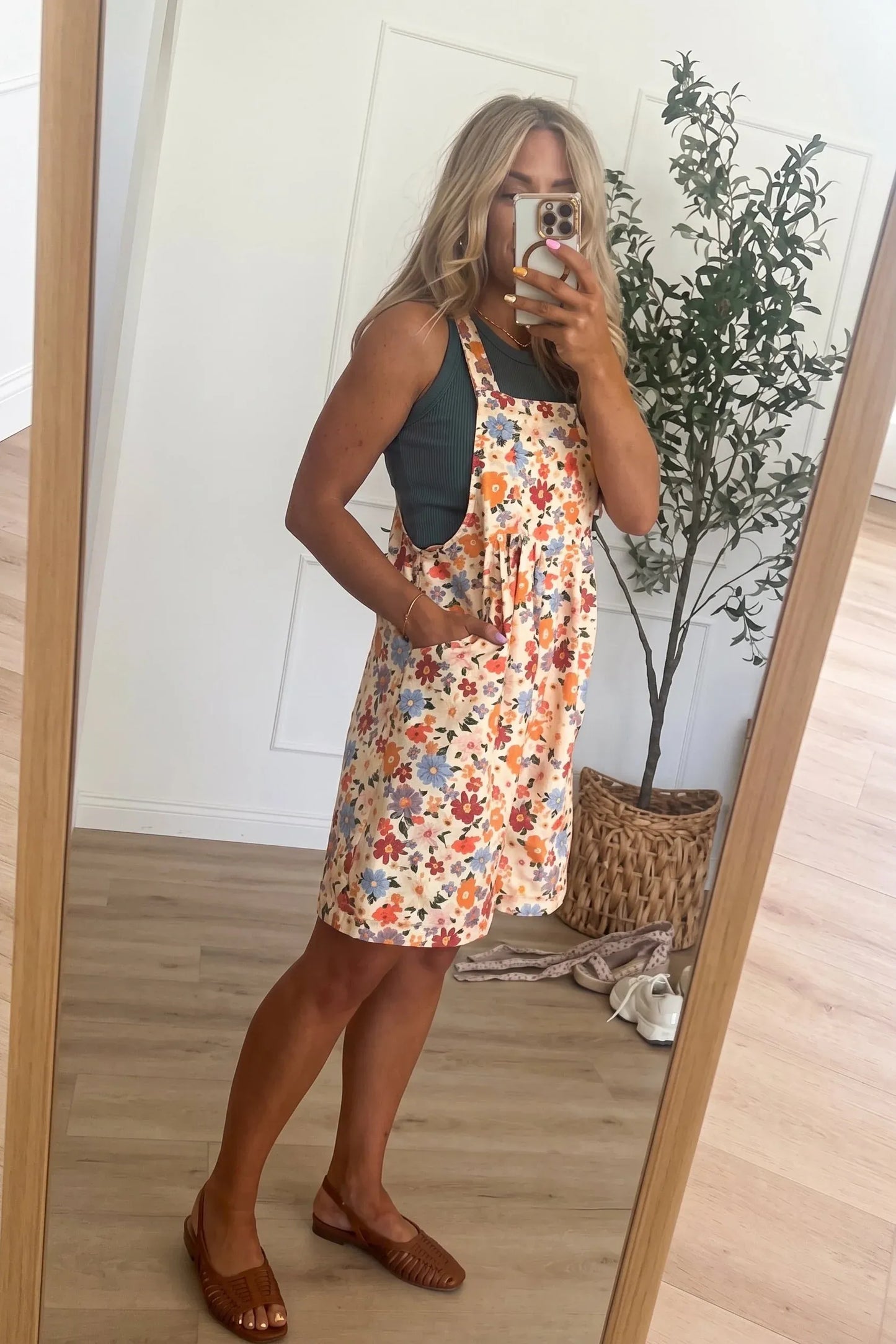 Women's Floral Pocket Overall Romper