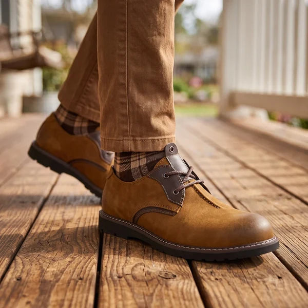 Men’s Classic Lace-Up Derby Shoes