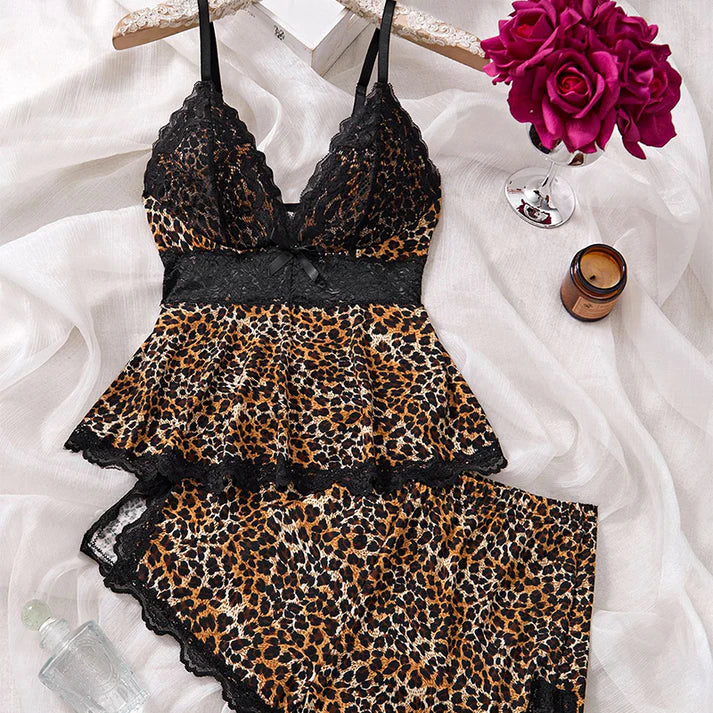 Women’s Lace Cami Pajama Shorts Set
