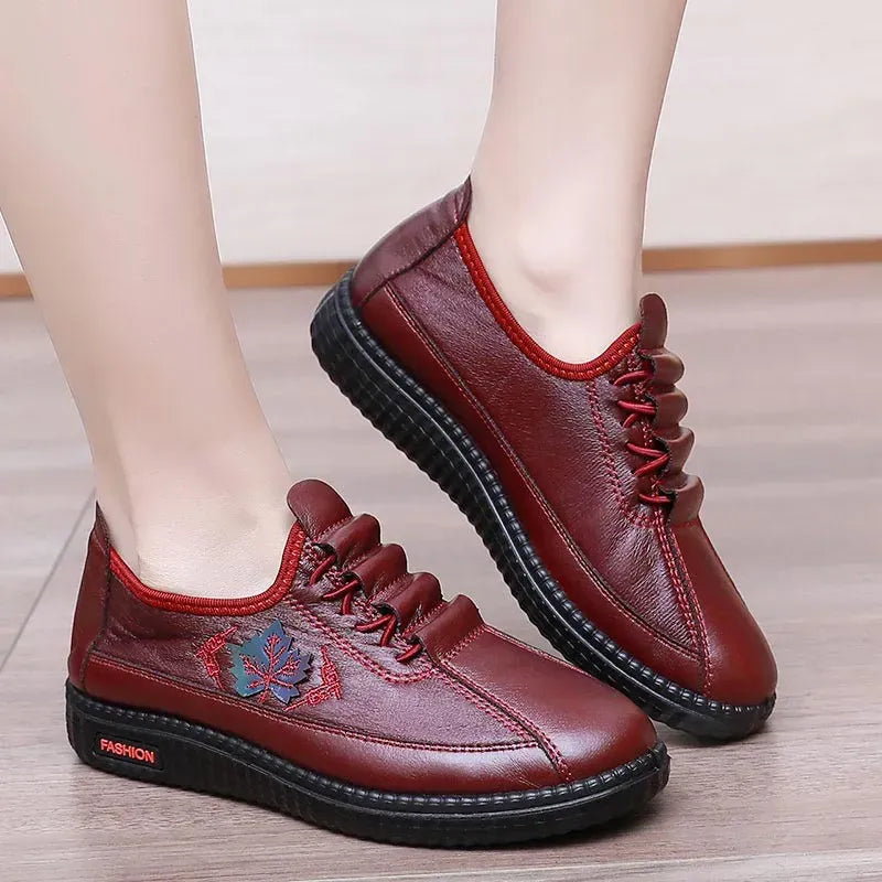 Women's Lace-Up Casual Shoes