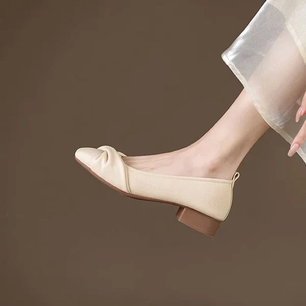 Women’s Twist Detail Square Toe Flats