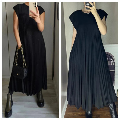 Women's Pleated Maxi Dress