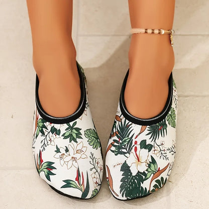 Women’s Hibiscus Print Slip-On Shoes