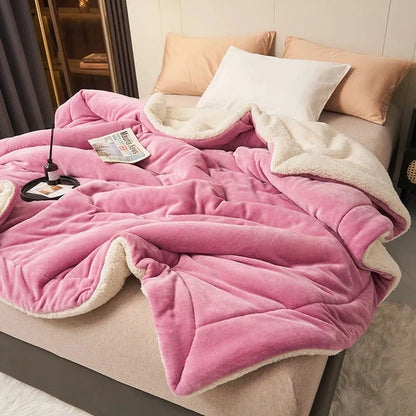 Double-Layer Plush Blanket with Fleece Lining