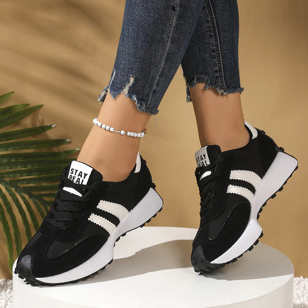 Women's Lace-Up Retro Low-Top Sneakers