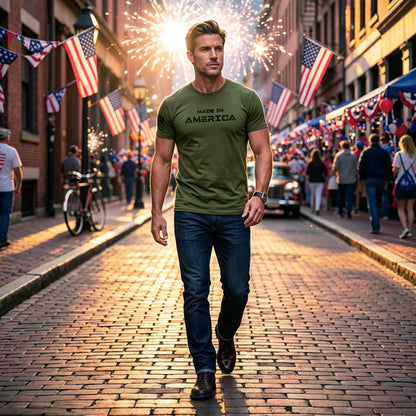 Men’s America Graphic Crew Neck Tee
