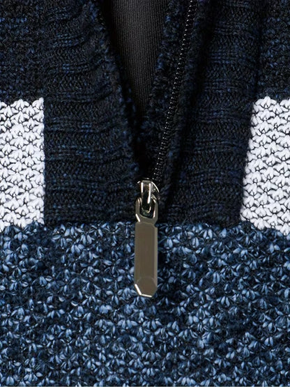 Men's Textured Quarter-Zip Stand Collar Sweater
