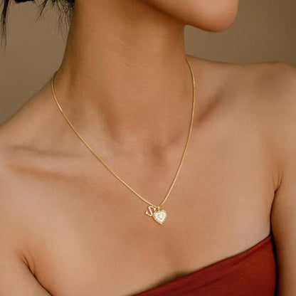 Women’s Heart-Shaped Pendant Necklace