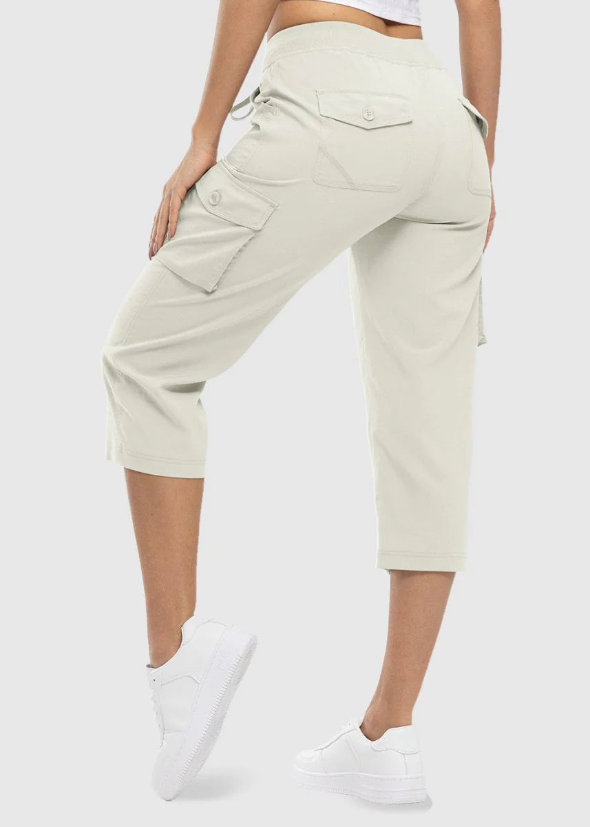 Women’s Lightweight Cargo Capri Pants