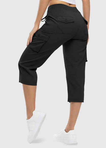 Women’s Lightweight Cargo Capri Pants