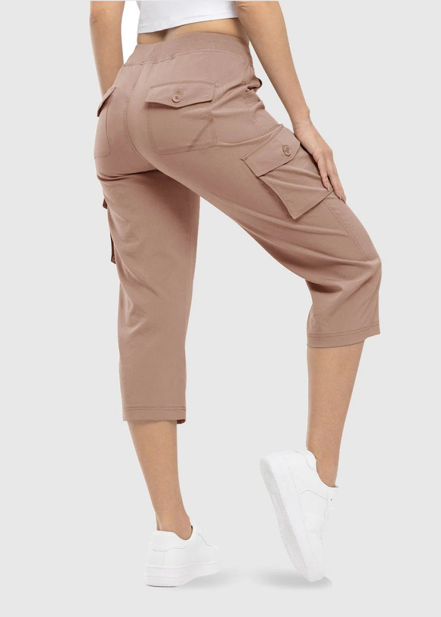 Women’s Lightweight Cargo Capri Pants