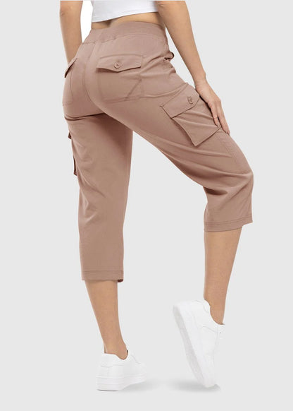 Women’s Lightweight Cargo Capri Pants