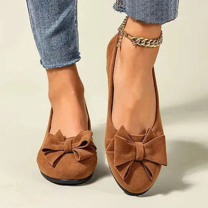 Women's Flat Shoes with Decorative Bow Details