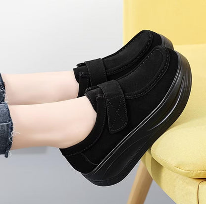 Loxivi Women’s Platform Loafers