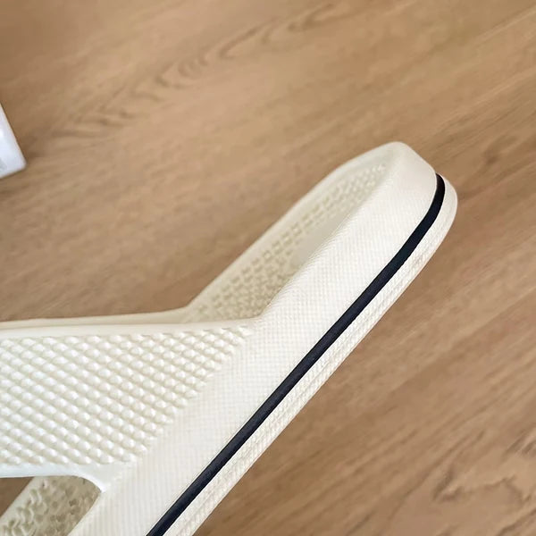 Men’s Textured Sole Shower Slides