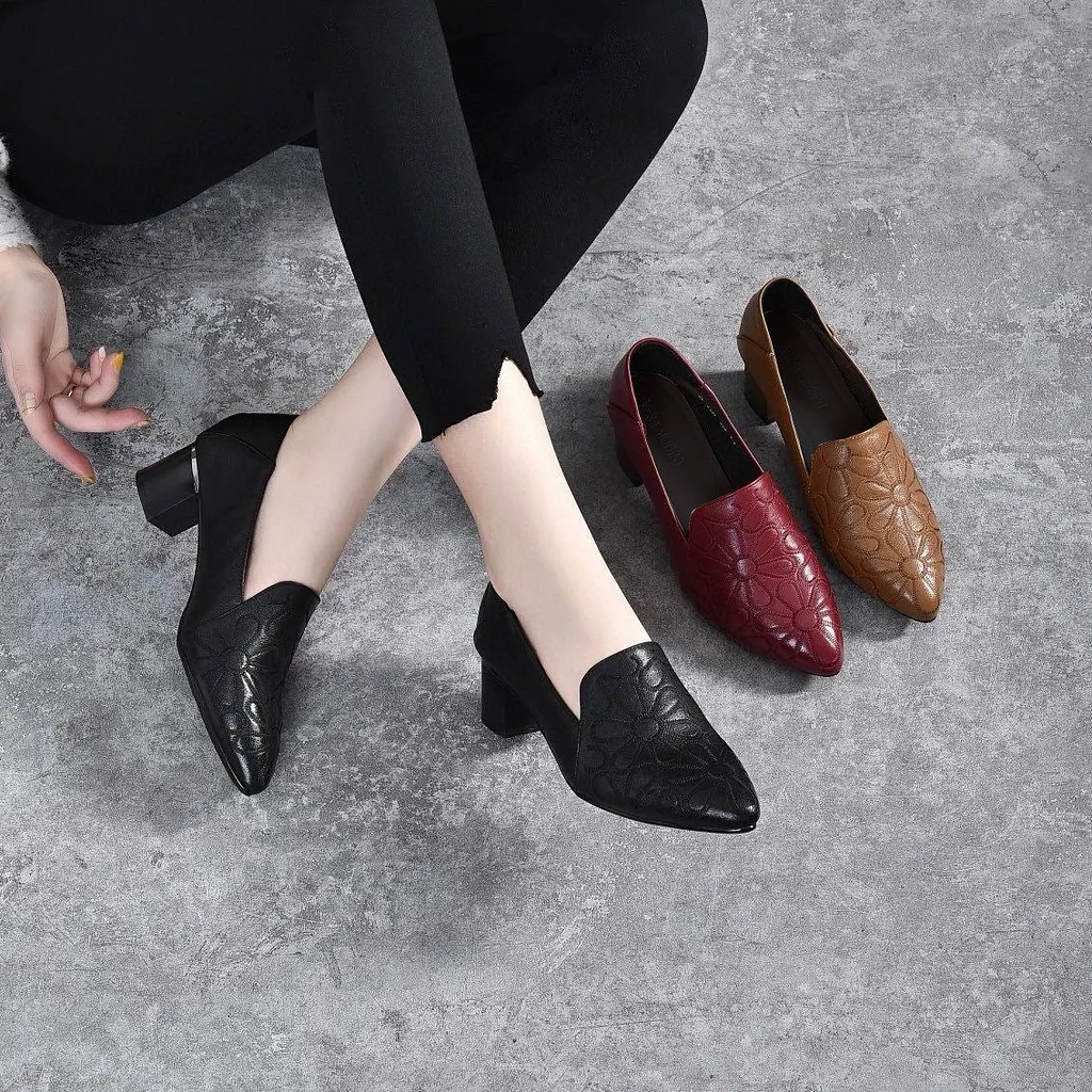 Women's Pointed-Toe Floral-Pattern Pumps