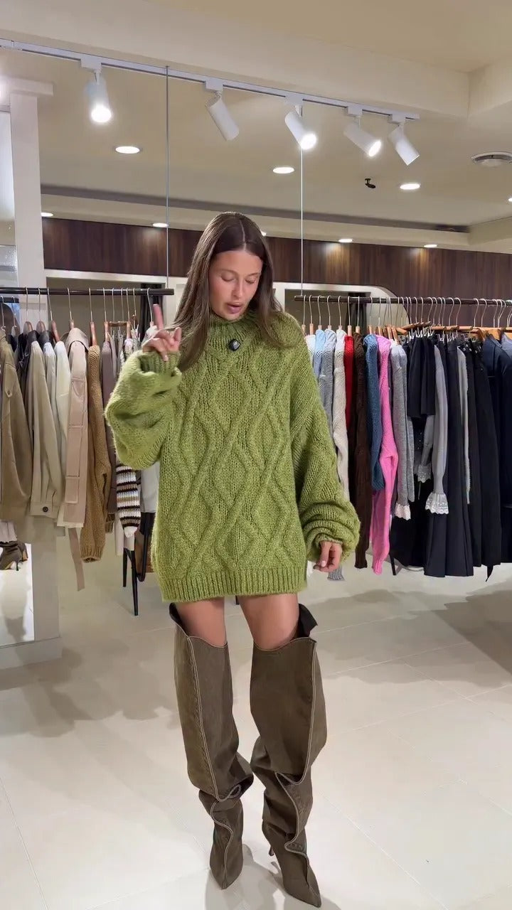 Women's Cable Knit Oversized Sweater