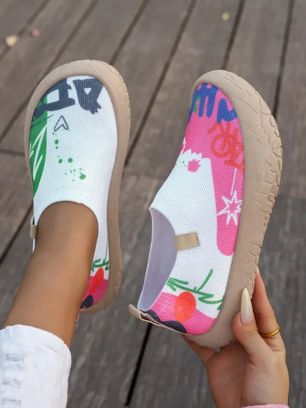 Women’s Knitted Lace-Up Sneakers