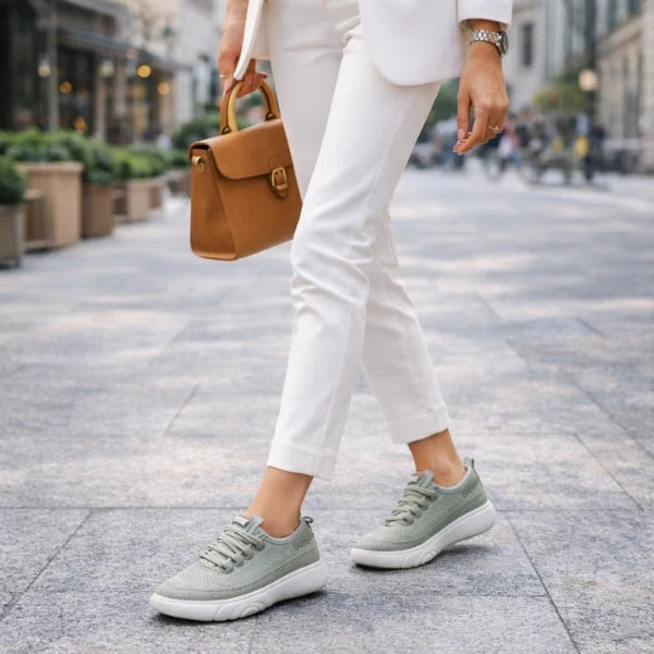 Women’s Textured Lace-Up Casual Sneakers
