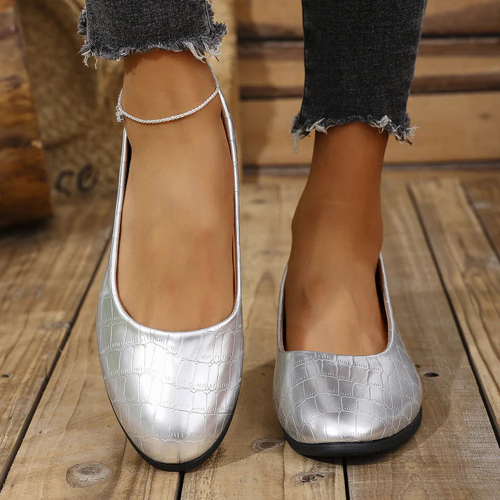 Women's Croc-Embossed Comfort Flats