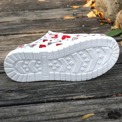 Women’s Heart Print Canvas Slip-On Shoes