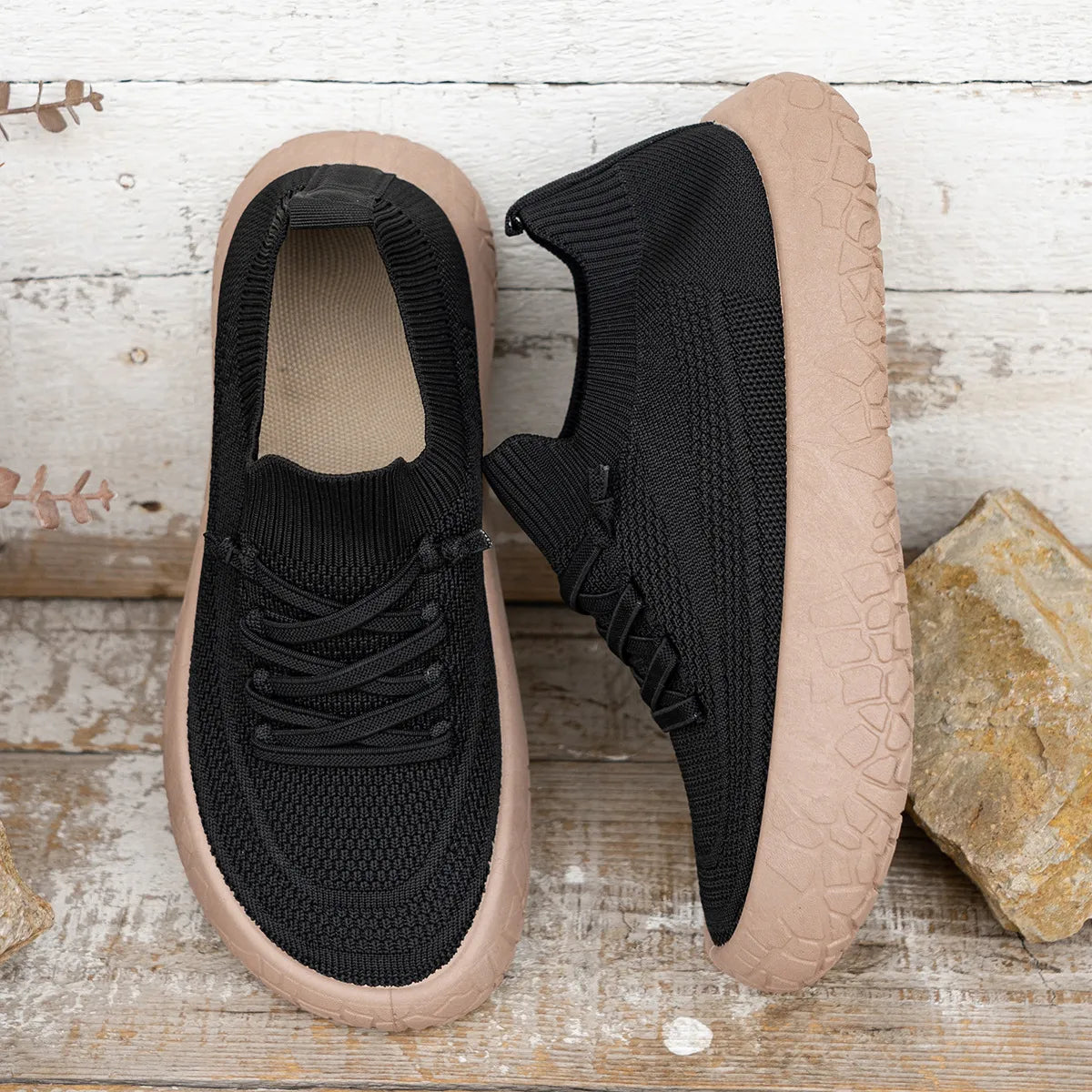 Women's Casual Lace-Up Sneakers