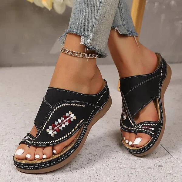 Women’s Embroidered Casual Slip-On Sandals