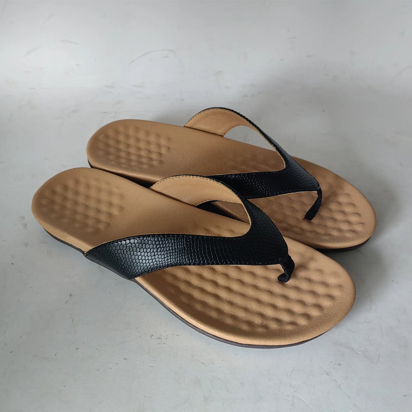 Women’s Soft Sole Comfort Flip-Flop Sandals
