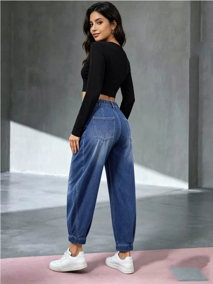 Women’s Relaxed Tapered Jeans