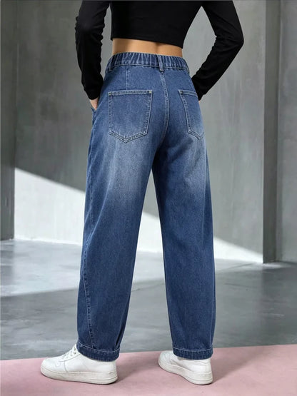 Women’s Relaxed Tapered Jeans