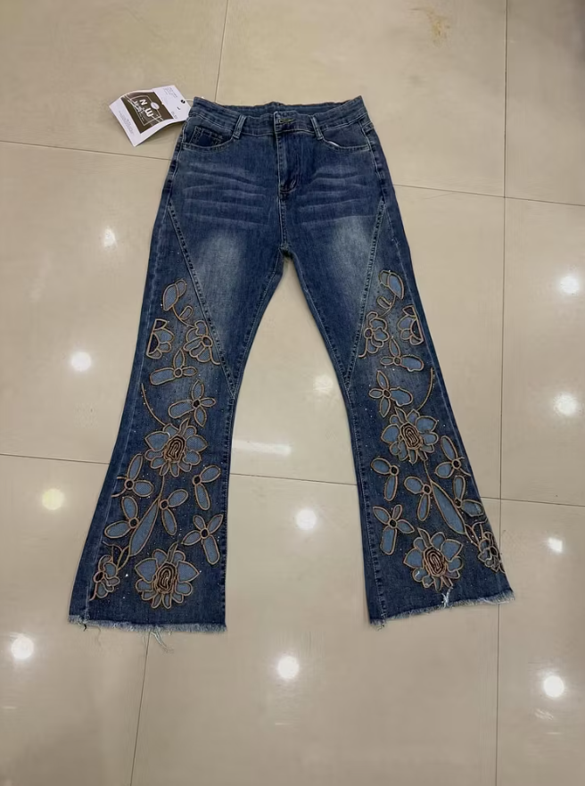 Women's Floral Embroidered Flare Jeans
