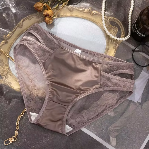 Women’s Lace Trim Mid-Waist Comfort Briefs