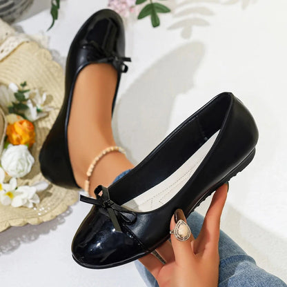 Women's Rounded-Toe Bow Detail Flat Shoes