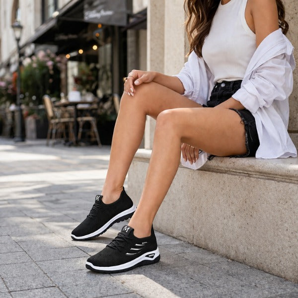 Women's Casual Lace-Up Sneakers