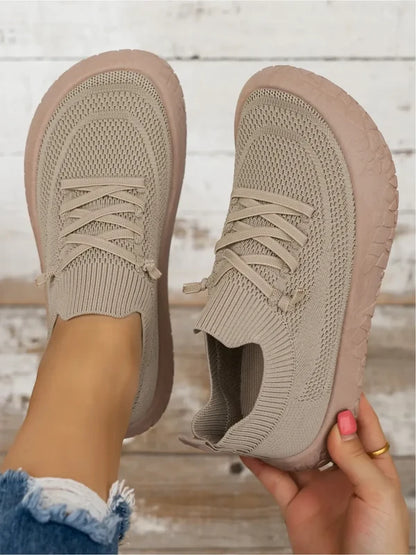 Women’s Knitted Lace-Up Sneakers