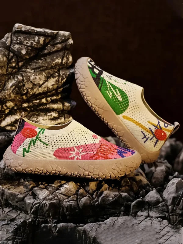 Women’s Knitted Lace-Up Sneakers
