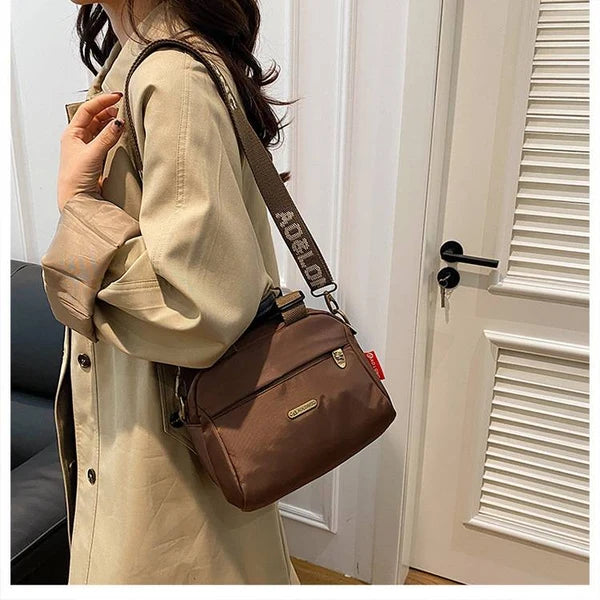 Women’s Commuter Shoulder Bag
