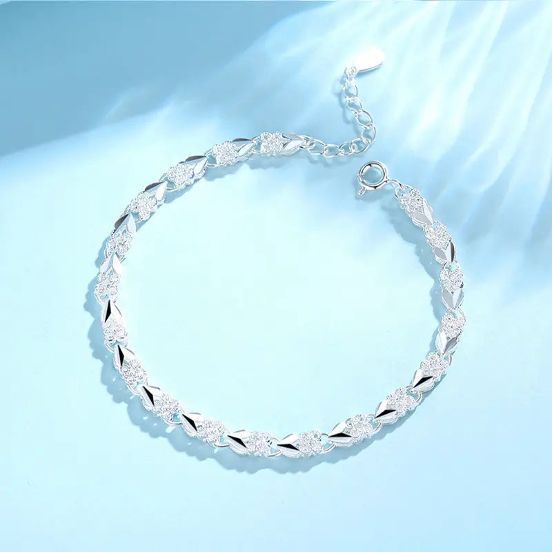 Women’s Elegant Silver Floral Chain Bracelet