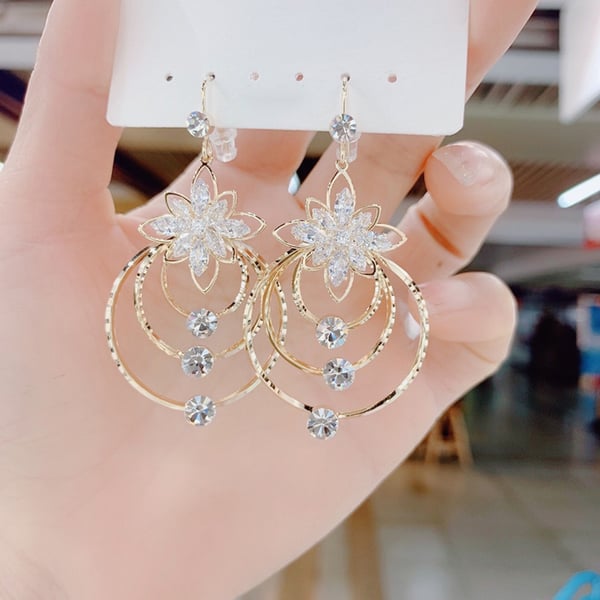 Women's Floral Crystal Drop Earrings