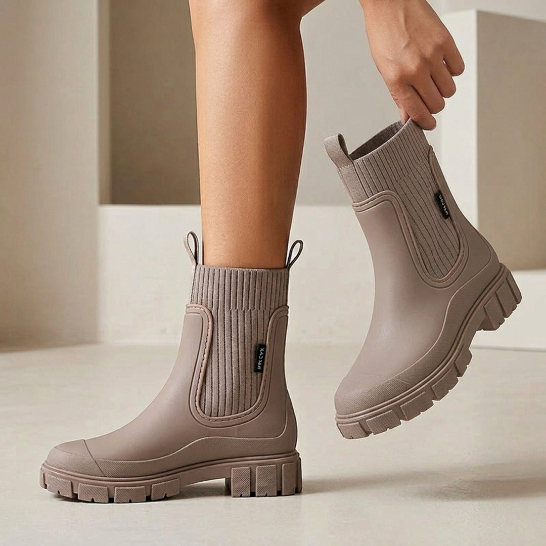 Women's Ribbed Chelsea Rain Boots